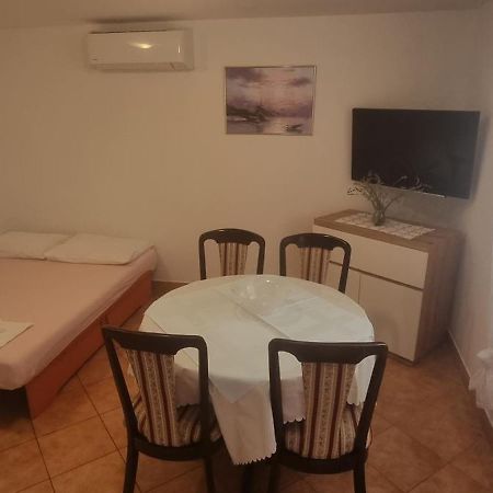 Apartments Tuzlak โปวิเล ภายนอก รูปภาพ